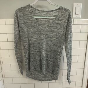 Lululemon Swifty Gray Long Sleeve Sweater